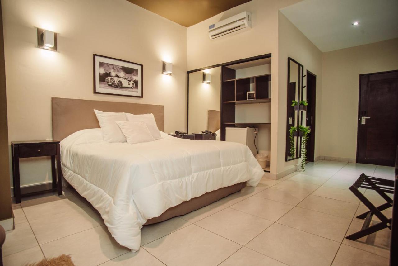 Maria'S Hotel 拉班达 外观 照片